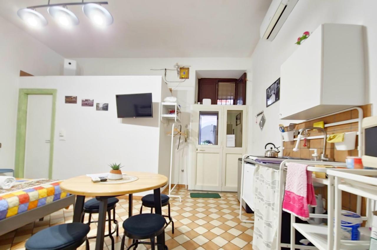 La Casina Di Promised Land Napoli Lägenhet Exteriör bild